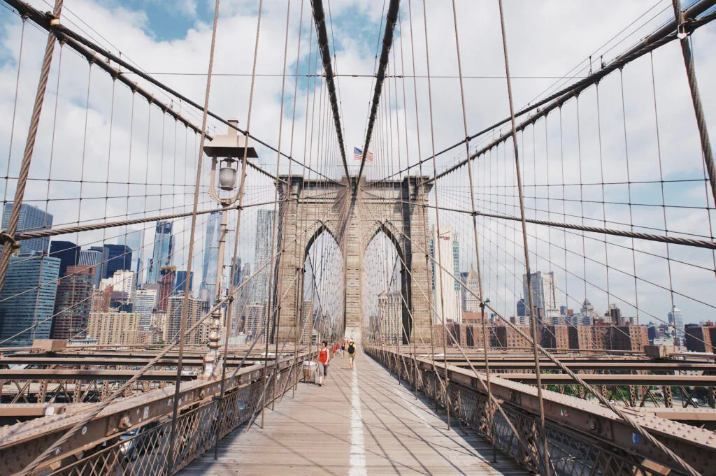 brooklyn bridge during daytime